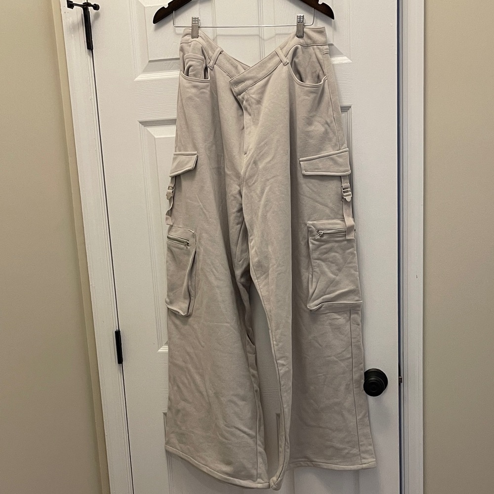 Forever 21 Cream Wide Leg Pants - Picture 1 of 7